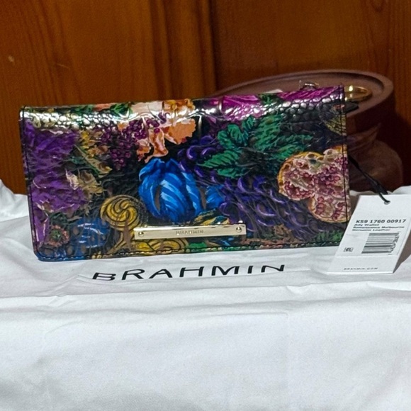 Brahmin Ady Renaissance Melbourne wallet - Picture 4 of 6
